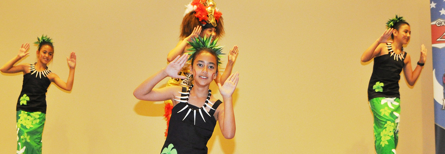 samoan girls dancing